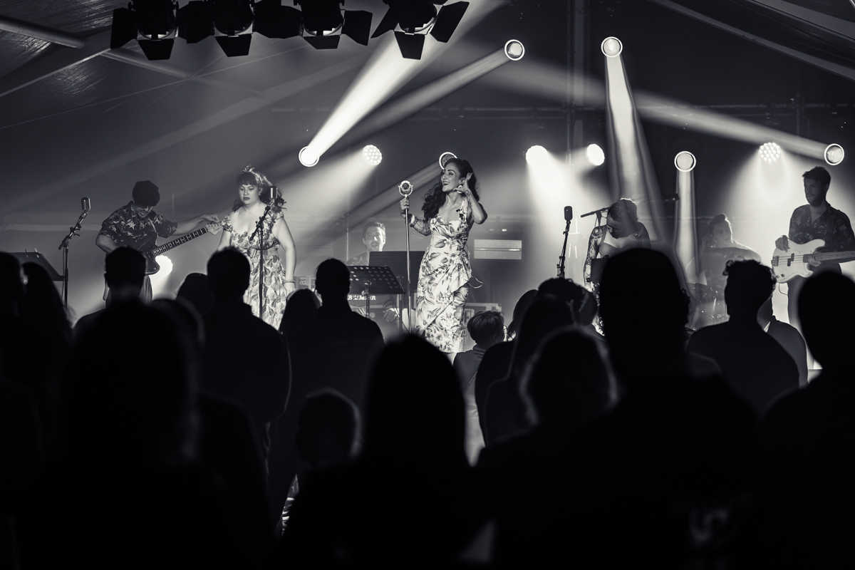 Nancy Rose & Pitt Jam au Festival 6 Perier — photographie de concert par Olivier Peckels